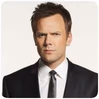 Comedian and Actor Joel McHale to Make His Aces of Comedy Debut, 12/29-30