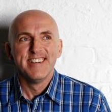 Lee Hurst Returns to the Backyard Comedy Club Tonight