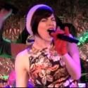 STAGE TUBE: Krysta Rodriguez Performs 'I Wish You A Merry Christmas' at JOE ICONIS…