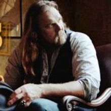 Trace Adkins to Bring His Christmas Show Tour to PPAC, 11/21