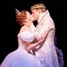 CINDERELLA Dances Into Chicago's Cadillac Palace Tonight