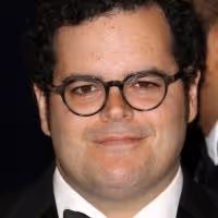 Josh Gad & Kevin Hart to Star in Untitled Miramax Comedy