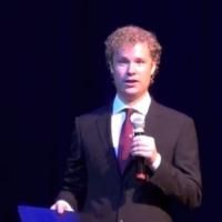 Ian Patrick Gibb Performs His Version of 'LES MIS 12 Days of Christmas'