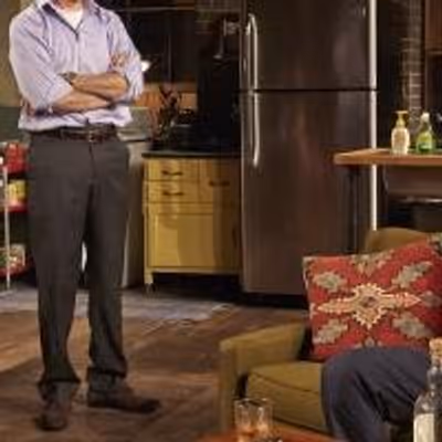 BWW Reviews: When TheaterWorks Looks Through the Lens of Love and War, TIME STANDS STILL