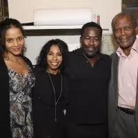Photo Flash: Sidney Poitier, Martin Sheen and Khandi Alexander Backstage at THE…