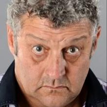 Comedian Barry Hilton Brings BARRY HILTON B.E.E. – BEST OF EVERYTHING EVER to Baxte