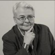 Yale University Library Nabs Archive of Pulitzer-Winning Playwright Paula Vogel