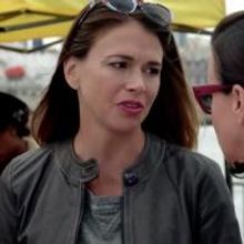 BWW Recap: Liza Attempts to Get Steamy and Sexy with Josh on This Week's YOUNGER