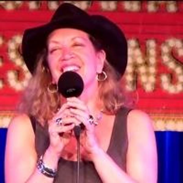 STAGE TUBE: Adinah Alexander Sings 'Never Never Land' at BROADWAY SESSIONS - Cabaret Theater Video