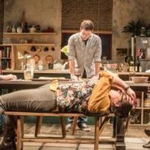 BWW Reviews: Studio Delivers Superb Production of Nina Raine's Award-Winning TRIBES
