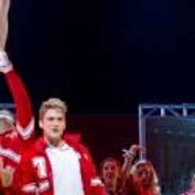 BWW JR: BRING IT ON- Making Pep Cool Again