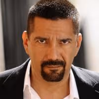 BREAKING BAD's Steven Michael Quezada Brings Stand-Up to Connecticut Tonight