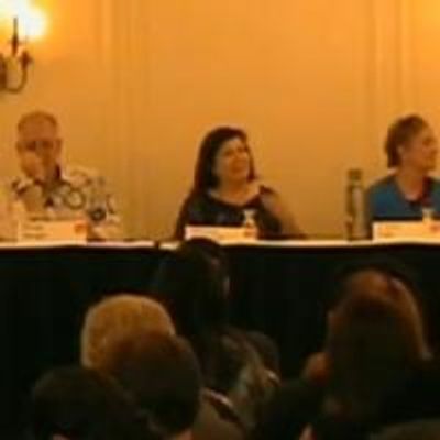 STAGE TUBE: Dramatists Guild Panel - Wright, Hall, Holzman and Ives on Adapting for the Stage