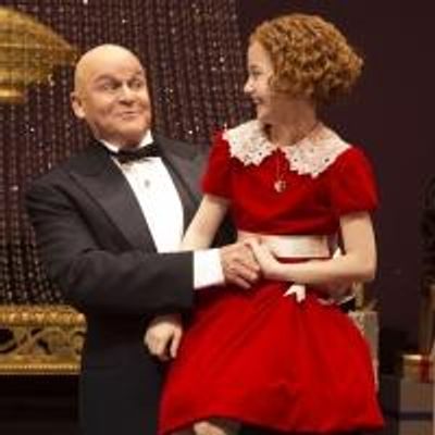 Photo Flash: First Look at Ron Raines as &#039;Daddy Warbucks&#039; in ANNIE!