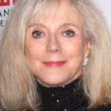 MTC's THE COUNTRY HOUSE with Blythe Danner Begins Rehearsals Today