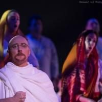 BWW Reviews: PHILIP GLASS PORTRAIT TRILOGY: SATYAGRAHA Completes an Amazing Week of…