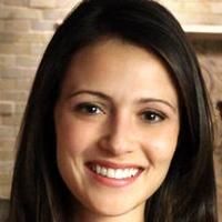 CHASING LIFE 2/2 'Cancer Friends With Benefits': Leo and April's First Date!