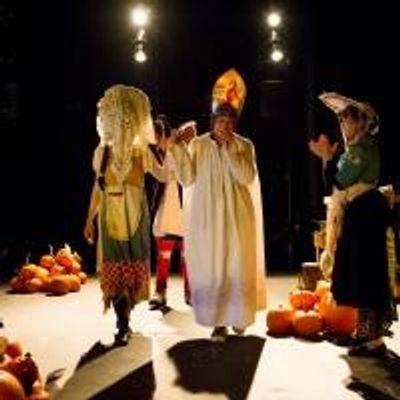 BWW Reviews: Big Dance Theater Captivates in Ich, K&uuml;rbisgeist