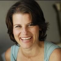 Kelly Kinsella Brings WHEN THOUGHTS ATTACK to Chenango River Theater Today