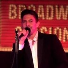 STAGE TUBE: Nick Adams Sings 'Winter Wonderland' at BROADWAY SESSIONS