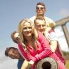 Photo Flash: First Look at DEPARTURE LOUNGE at Edinburgh Fringe