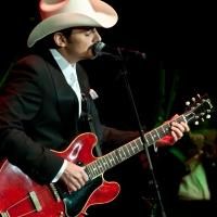 Photo Flash: Brad Paisley and More at Nashville Symphony's 'Midwinter Night's Dream'…