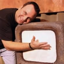 BWW Interviews: DEFENDING THE CAVEMAN'S Vince Valentine Discusses Playing the…