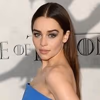 Emilia Clarke Sparkled Jacob Jewelry at 'Game of Thrones' Premiere
