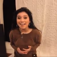 VIDEO: Pentatonix Singer and SUPERFRUIT Put Together Hilarious FROZEN Medley Video