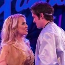 BWW Reviews: Stages Repertory Theatre's XANADU is Candy-Coated Glee