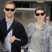 Anne Hathaway Marries Boyfriend Adam Shulman