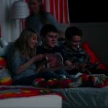 VIDEO: IKEA Replaces Movie Theater Seats with Beds in Moscow