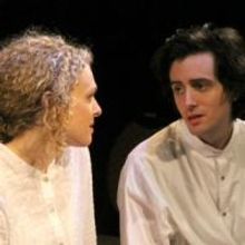 BWW Reviews: LOOK HOMEWARD, ANGEL: Mountain Grills