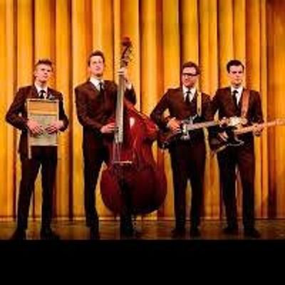 BWW Reviews: ONE MAN, TWO GUVNORS - A Riotous Night Out