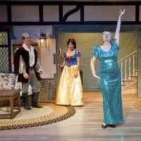 BWW Reviews: A Very Chekhovian VANYA AND SONIA AND MASHA AND SPIKE at Shakespeare &…