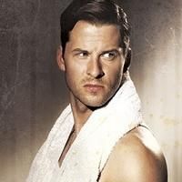 BWW Interviews: Robert Lonsdale Of FROM HERE TO ETERNITY