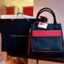 Tommy Hilfiger Supports Breast Health with Limited-Edition Handbag
