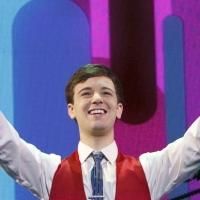 BWW Reviews: CATCH ME IF YOU CAN - A Guaranteed Good Time Photo