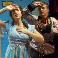 BWW Reviews: DROP DEAD! Celebrates the Hilarity of Live Theater Gone Wrong!