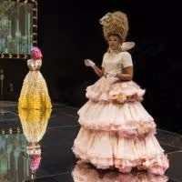 Photo Flash: First Look at Steppenwolf Theatre's MARIE ANTOINETTE