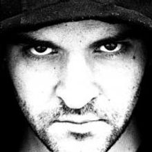 BWW Reviews: ADELAIDE FRINGE 2014: THE DARKER Displays the Inner Man