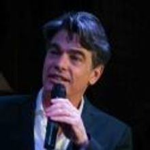 Photo Coverage: Peter Gallagher Brings HOW'D ALL YOU PEOPLE GET IN MY ROOM? to…