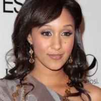 Tamera Mowry to Live Tweet Tonight's MELISSA & JOEY