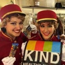 Photo Flash: Saturday Intermission Pics 8/02- BULLETS Cast Shows Off Healthy Snacks…
