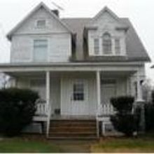 Lunar Energy Presents BY RIGHTS WE SHOULD BE GIANTS World Premiere, Now thru 11/3