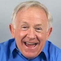 BWW Reviews: LESLIE JORDAN: FRUIT FLY Soars into the Upper Altitudes of Laughter