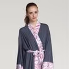 Doie Lounge Offering New Color Combinations For Bridesmaids Robes