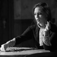 BWW Reviews: Stages Repertory Theatre's VERONICA'S ROOM is a Blood-Curdling Thriller Photo