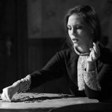 BWW Reviews: Stages Repertory Theatre's VERONICA'S ROOM is a Blood-Curdling Thriller