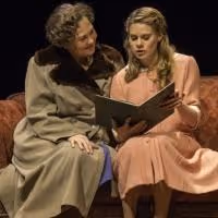 THE GLASS MENAGERIE Extends Through February 23, 2014 on Broadway!